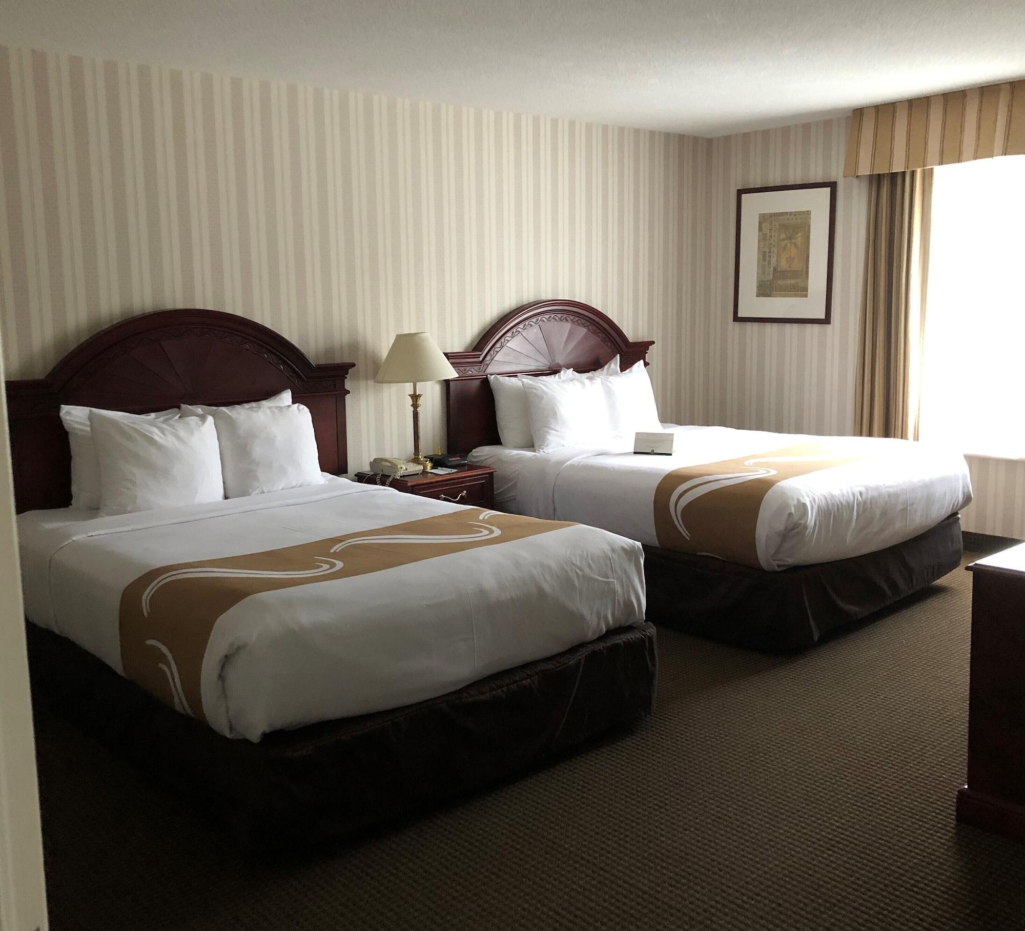 Quality Hotel & Suites Woodstock Kültér fotó