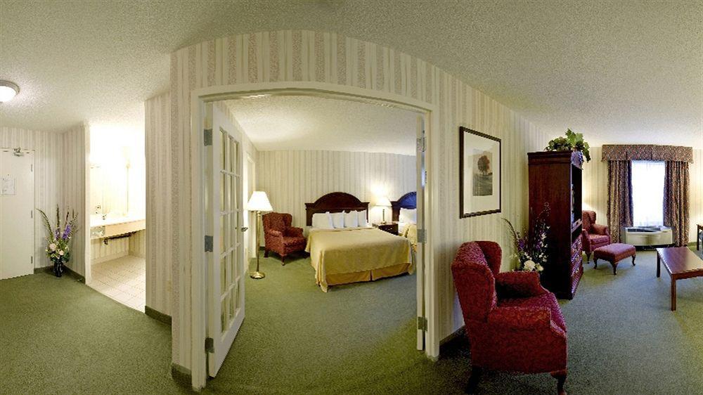 Quality Hotel & Suites Woodstock Kültér fotó